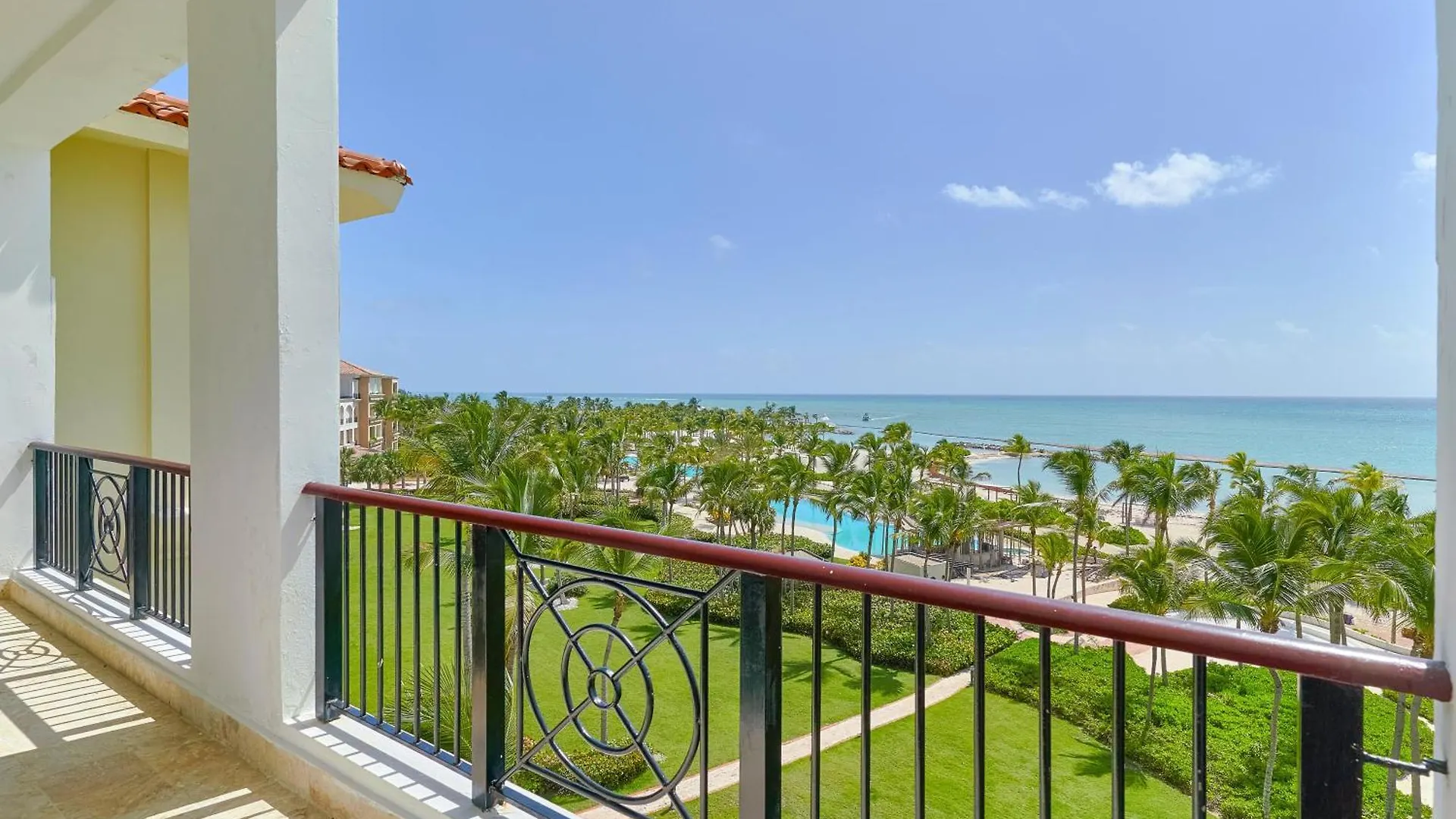 Stunning Beachfront Pent-House At Cap Cana, Punta Cana