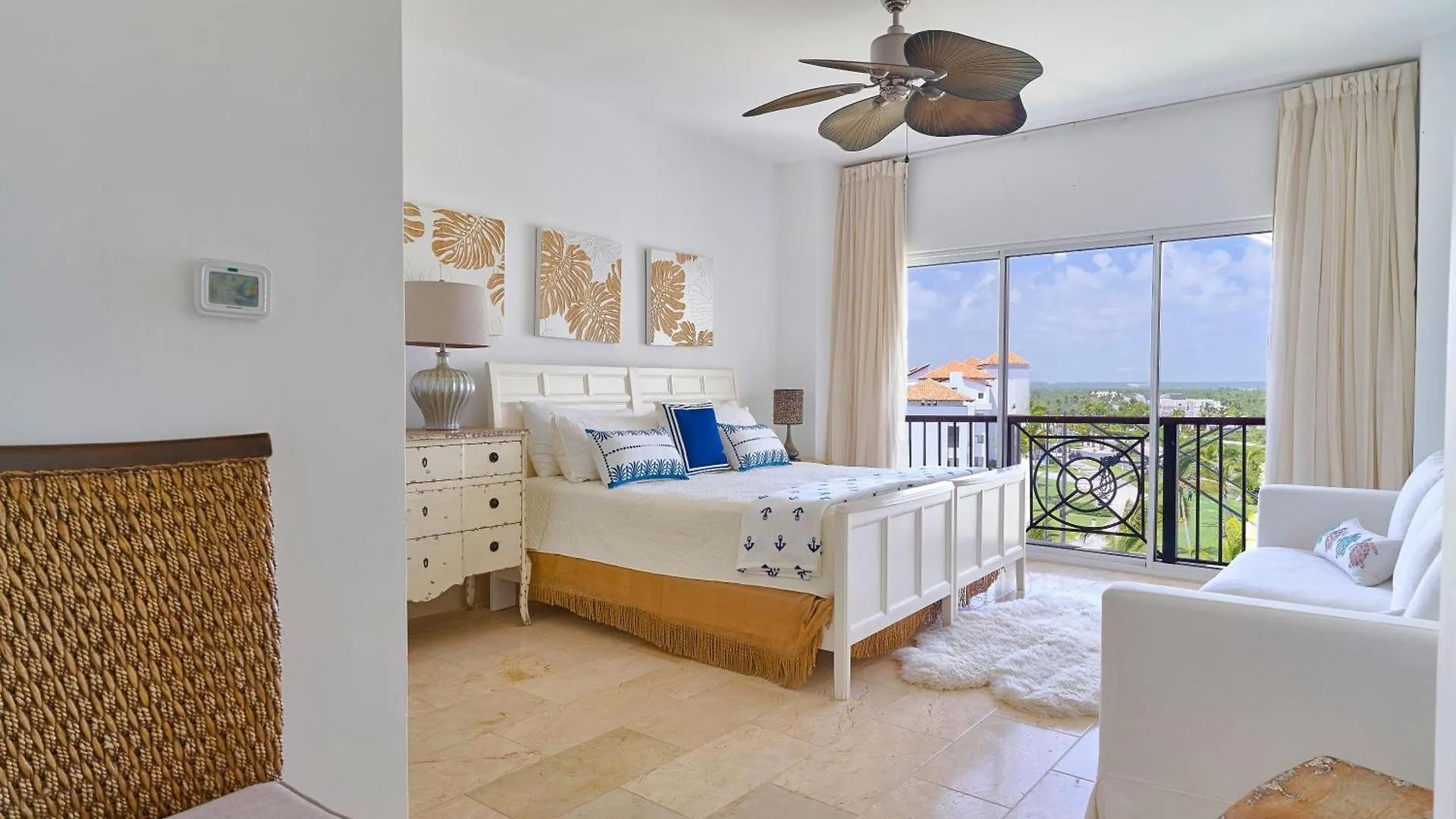 Stunning Beachfront Pent-House At Cap Cana, Punta Cana 0*,  Dominikana