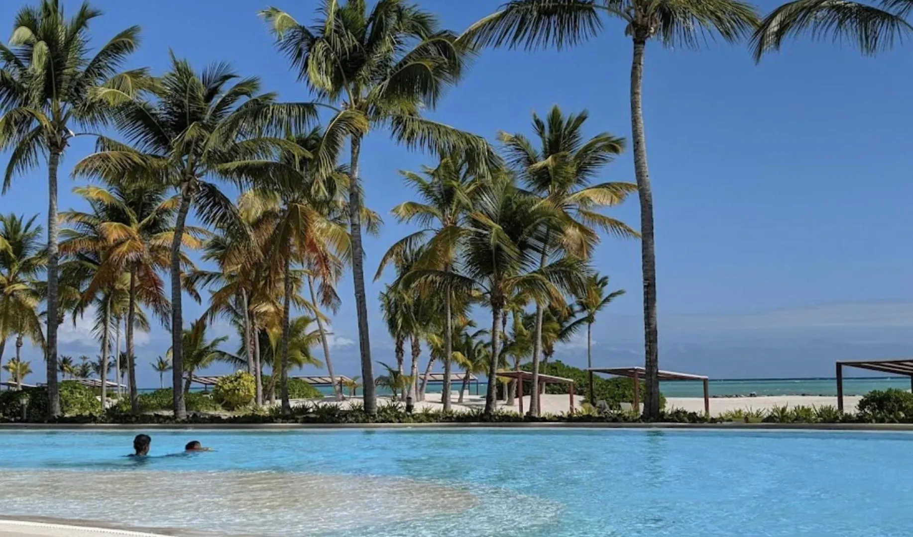 Stunning Beachfront Pent-House At Cap Cana, Punta Cana Apartament