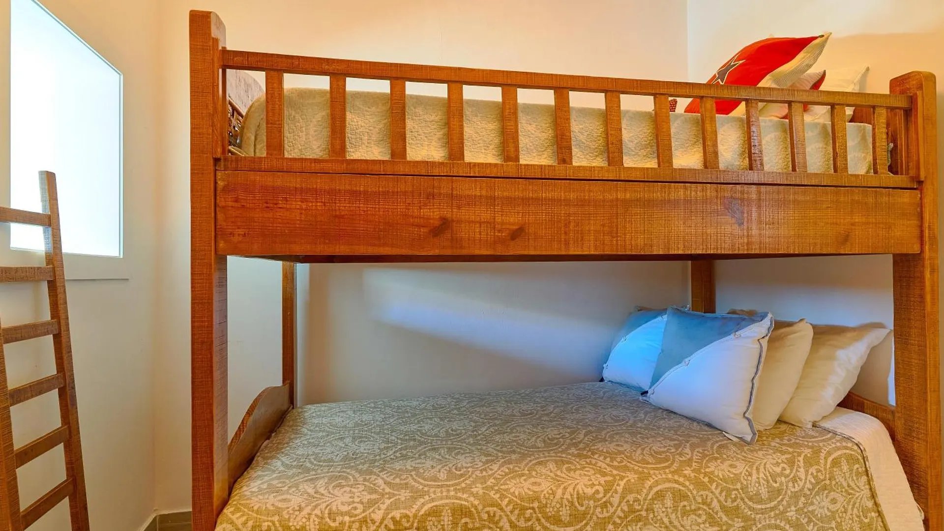 Апартаменты Stunning Beachfront Pent-House At Cap Cana, Пунта-Кана