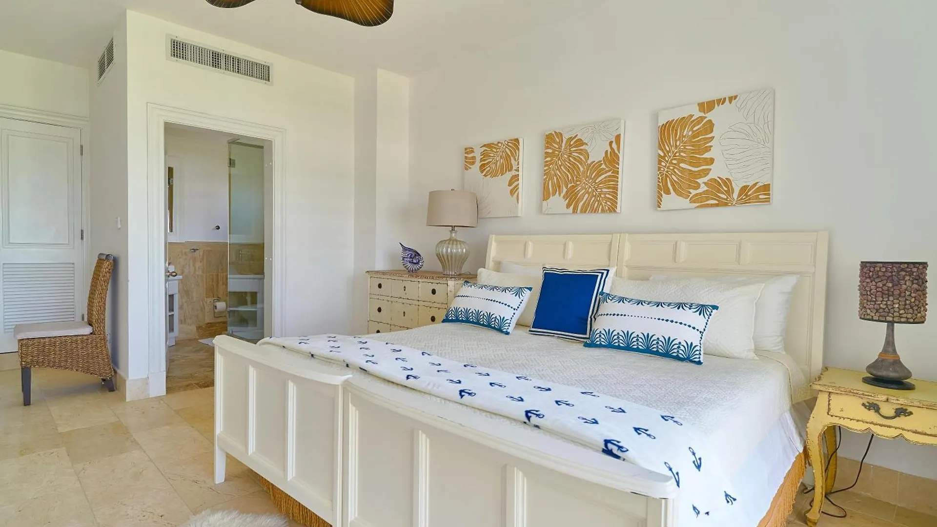 Stunning Beachfront Pent-House At Cap Cana, Пунта-Кана Доминиканская Республика